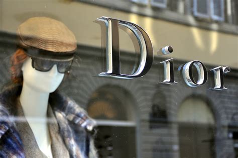 stock dior vendita|how much is dior worth.